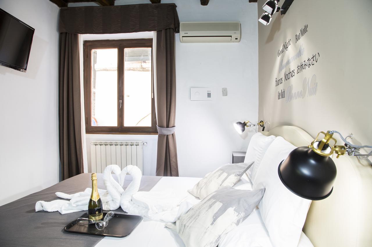 Do-Do Navona Suites Рим Екстериор снимка
