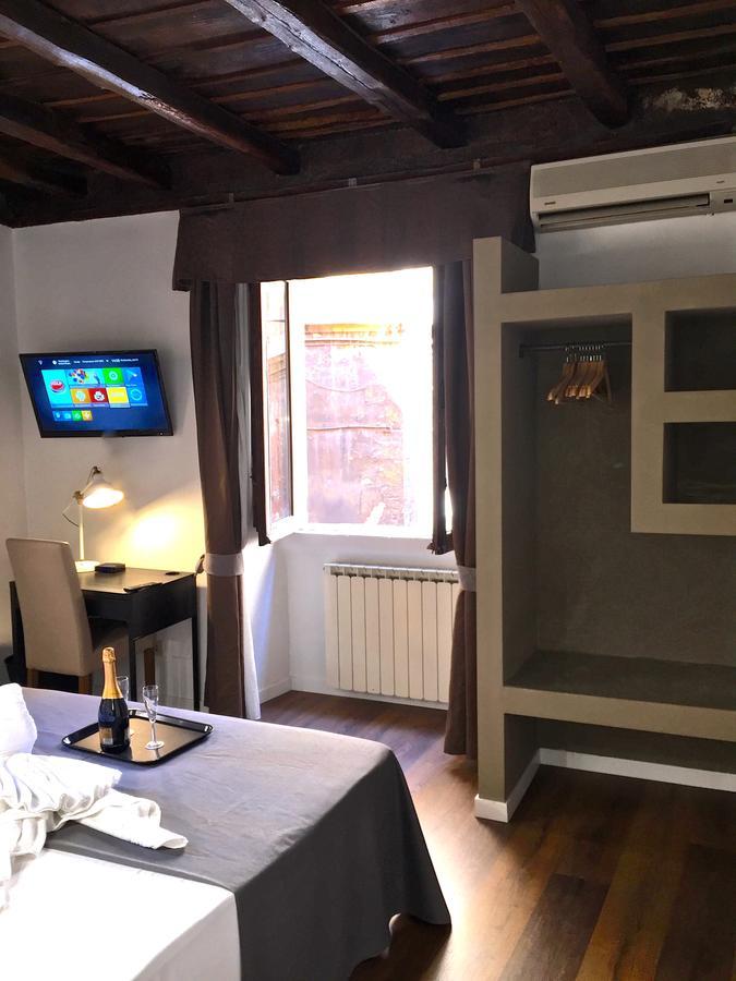 Do-Do Navona Suites Рим Стая снимка